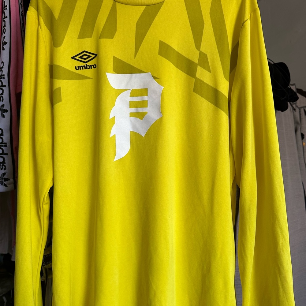 Umbro yellow soccer long sleeve jersey